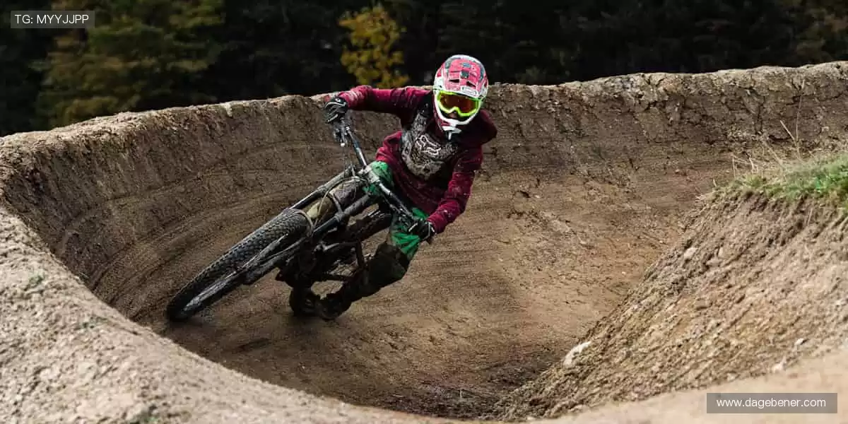 运动潮流触手可及，周边好物让热爱更有型！🎯